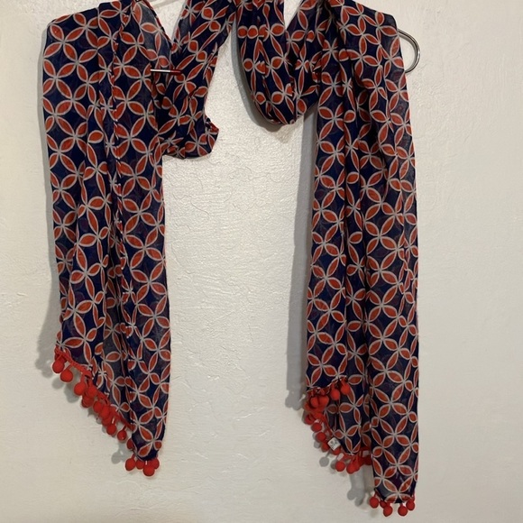 🌈 Mud Pie Pom Pom fringed India print cotton semi sheer scarf - Picture 4 of 10